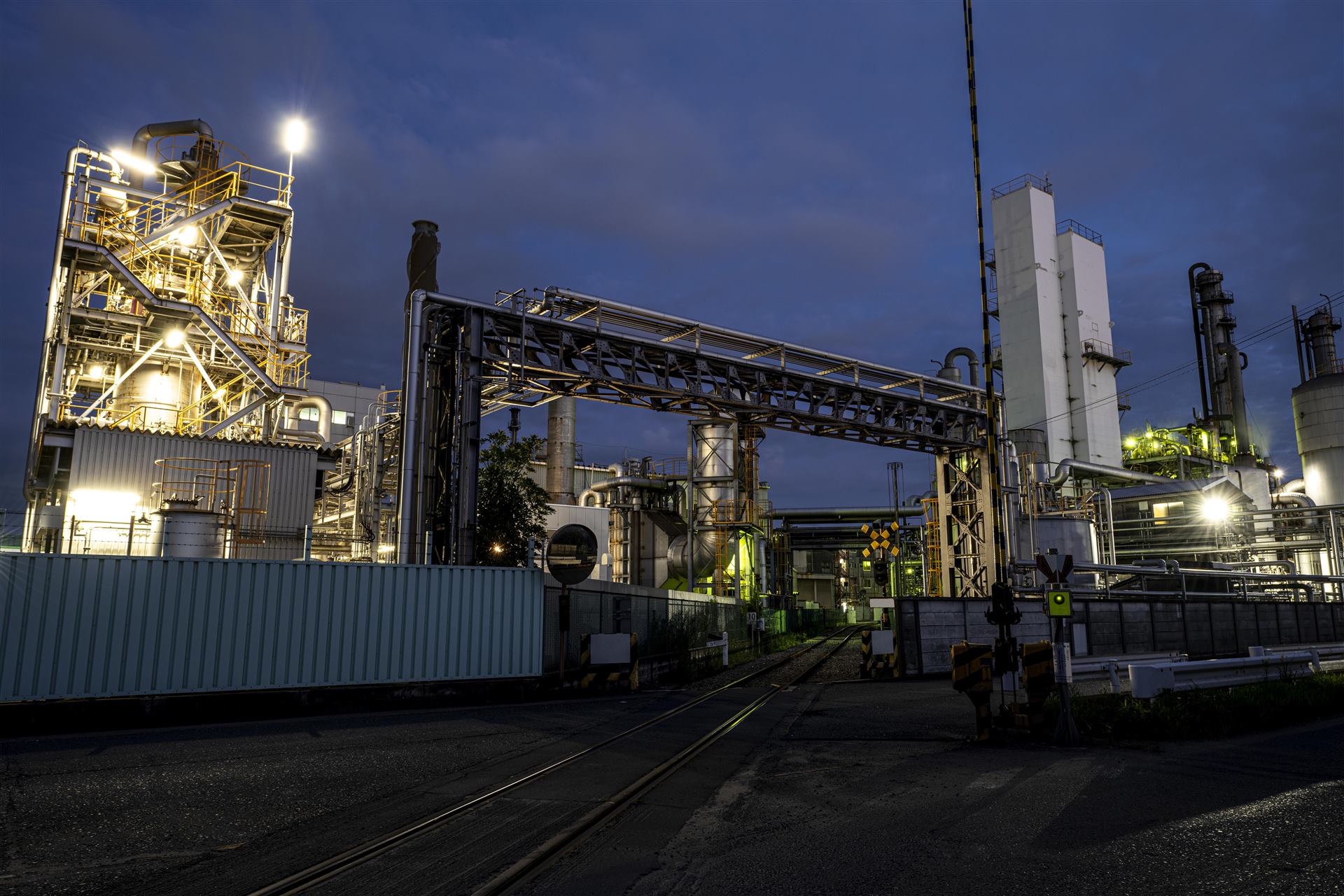 Planta industrial abastecida con productos técnicos de CEPROSER